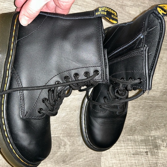 Doc Martens size 3y - Picture 2 of 3